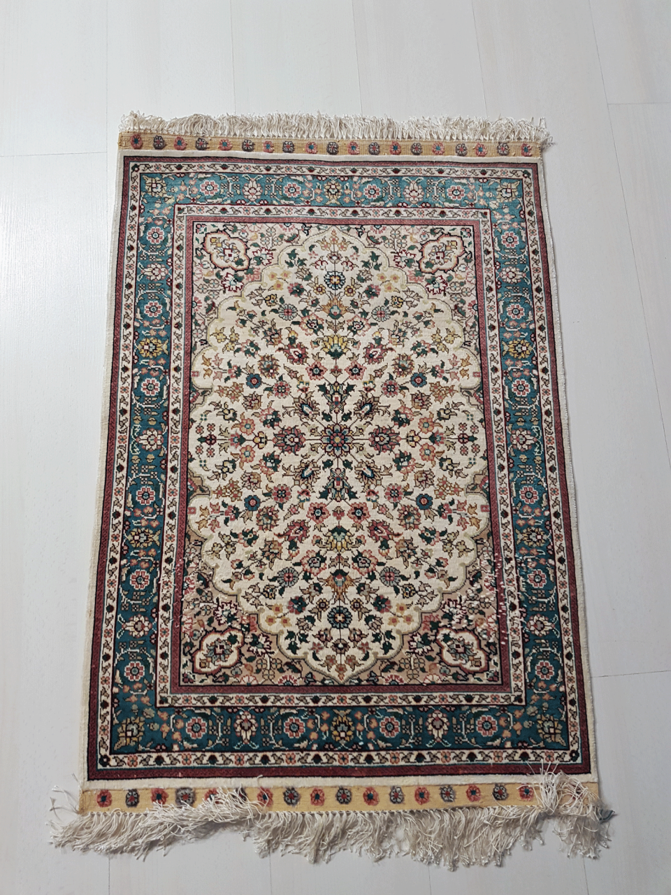 Misiny-%100 Saf İpek Halı - El Dokuması -1003 -62 x 93 cm Misiny-%100 Saf İpek Halı - El Dokuması -1003 -62 x 93 cm