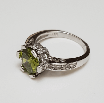 Misiny-Zirkon Yeşil Tek Taş Yüzük - 1